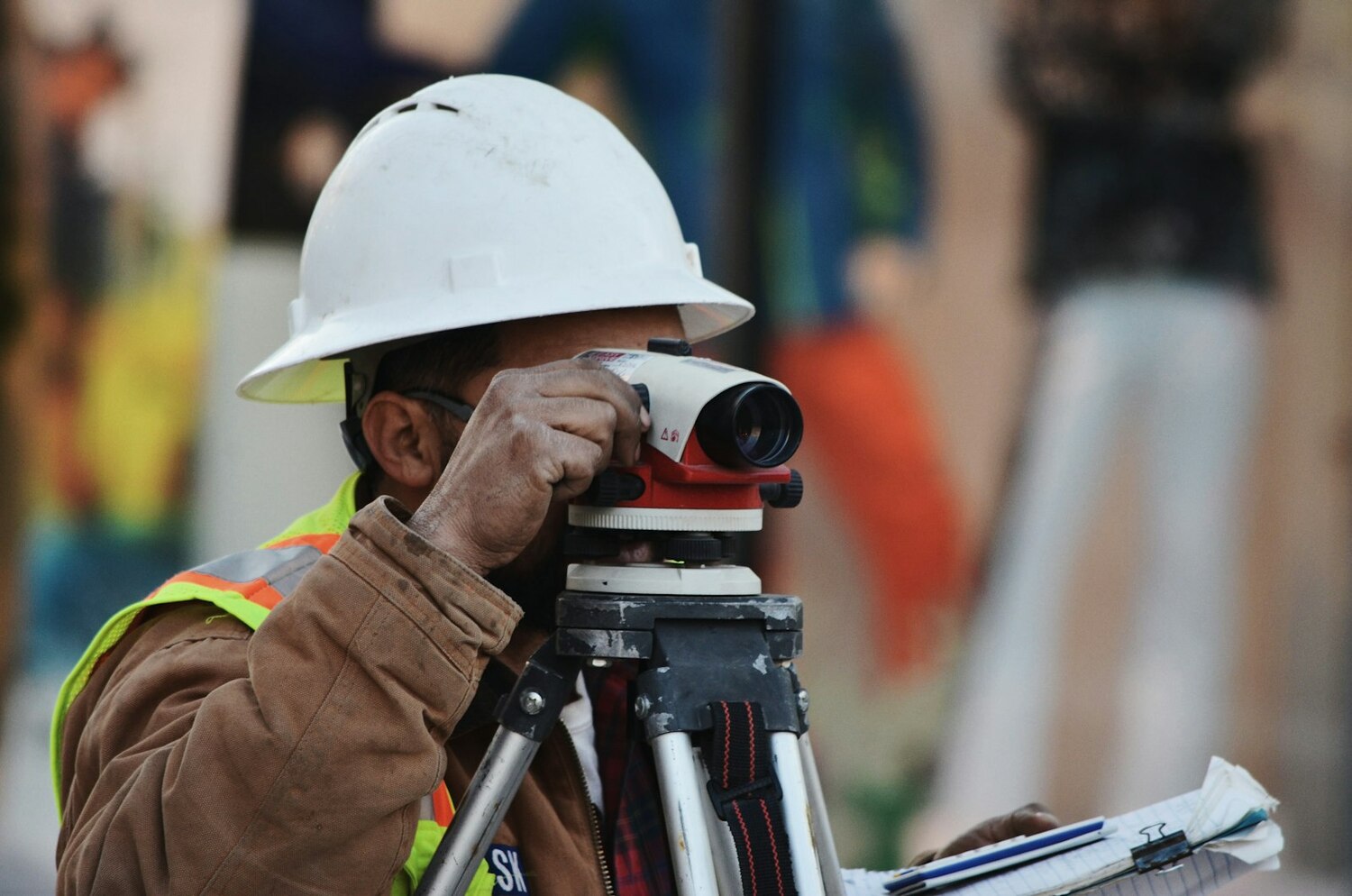 <span style="font-weight: bold;">Prestezi servicii de MONTAJ, REPARATII, INSTALARE SAU CONSTRUCTII, ATUNCI ADAUGA ANUNT!</span><br>